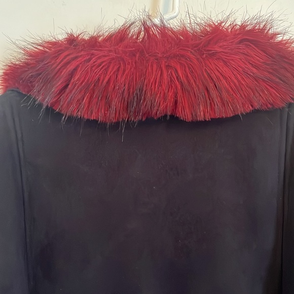 Faust coat. black with red faux fur lining. - Picture 12 of 13